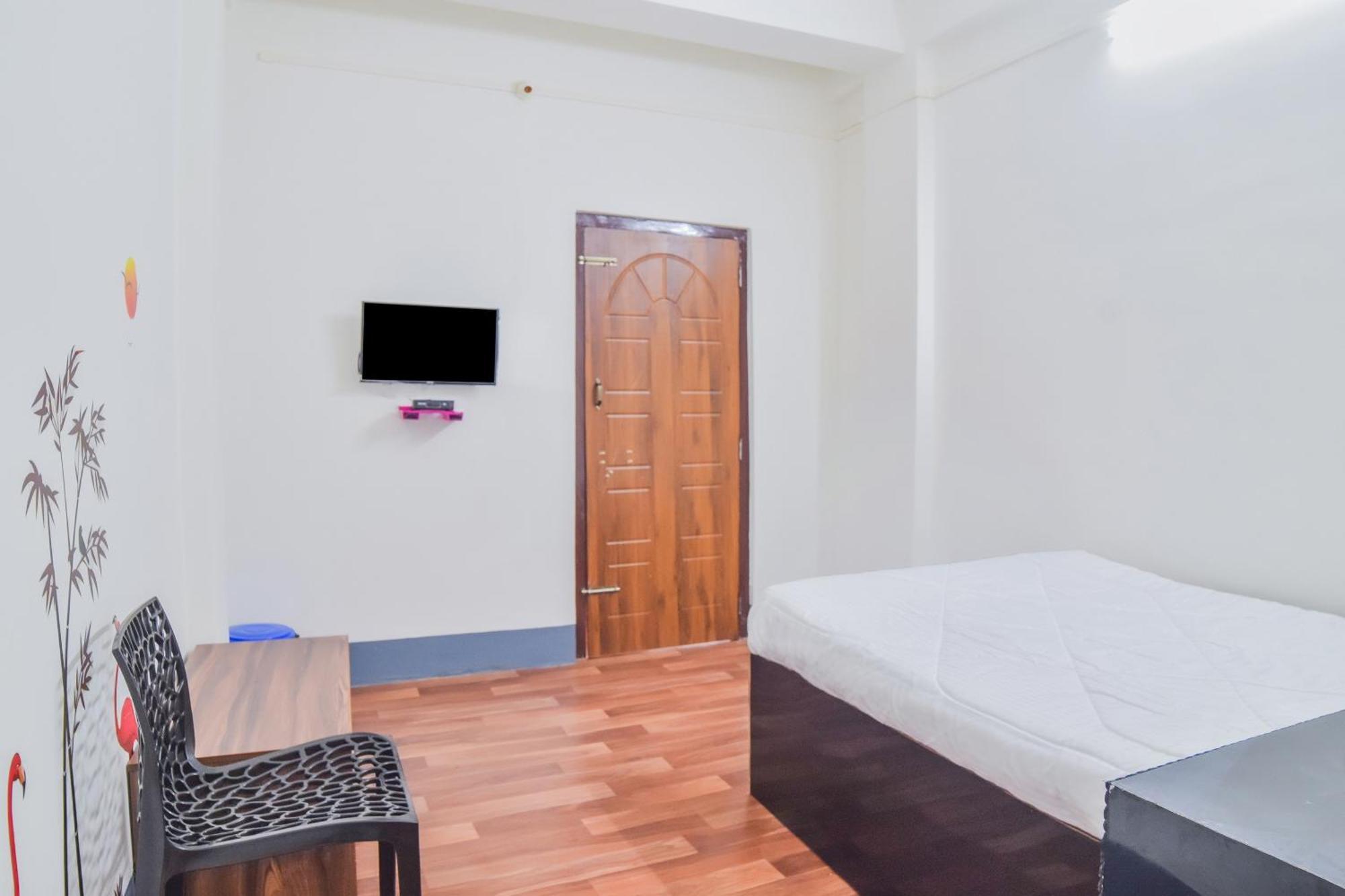 Hotel O Dc Lodge Kaharpara Extérieur photo