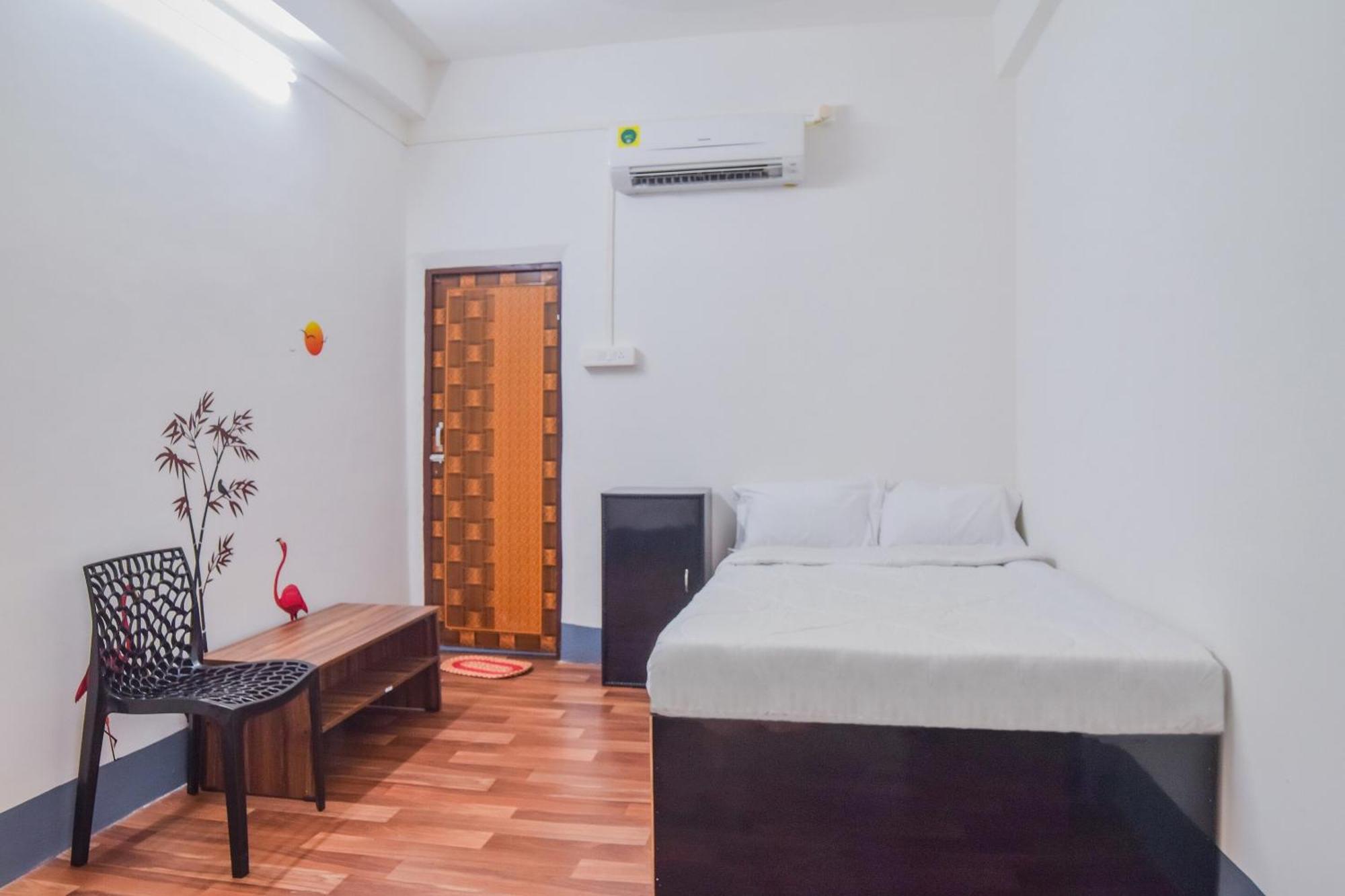 Hotel O Dc Lodge Kaharpara Extérieur photo